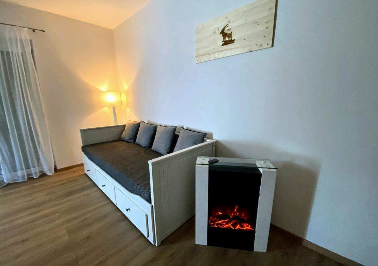 Claus Resch Appartements Leutschach Δωμάτιο φωτογραφία